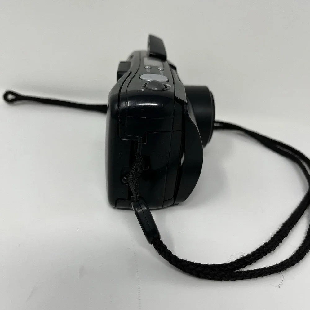 Olympus Infinity Stylus Zoom 105 35mm Film Camera Black - FOR PARTS (Stuck Lens)